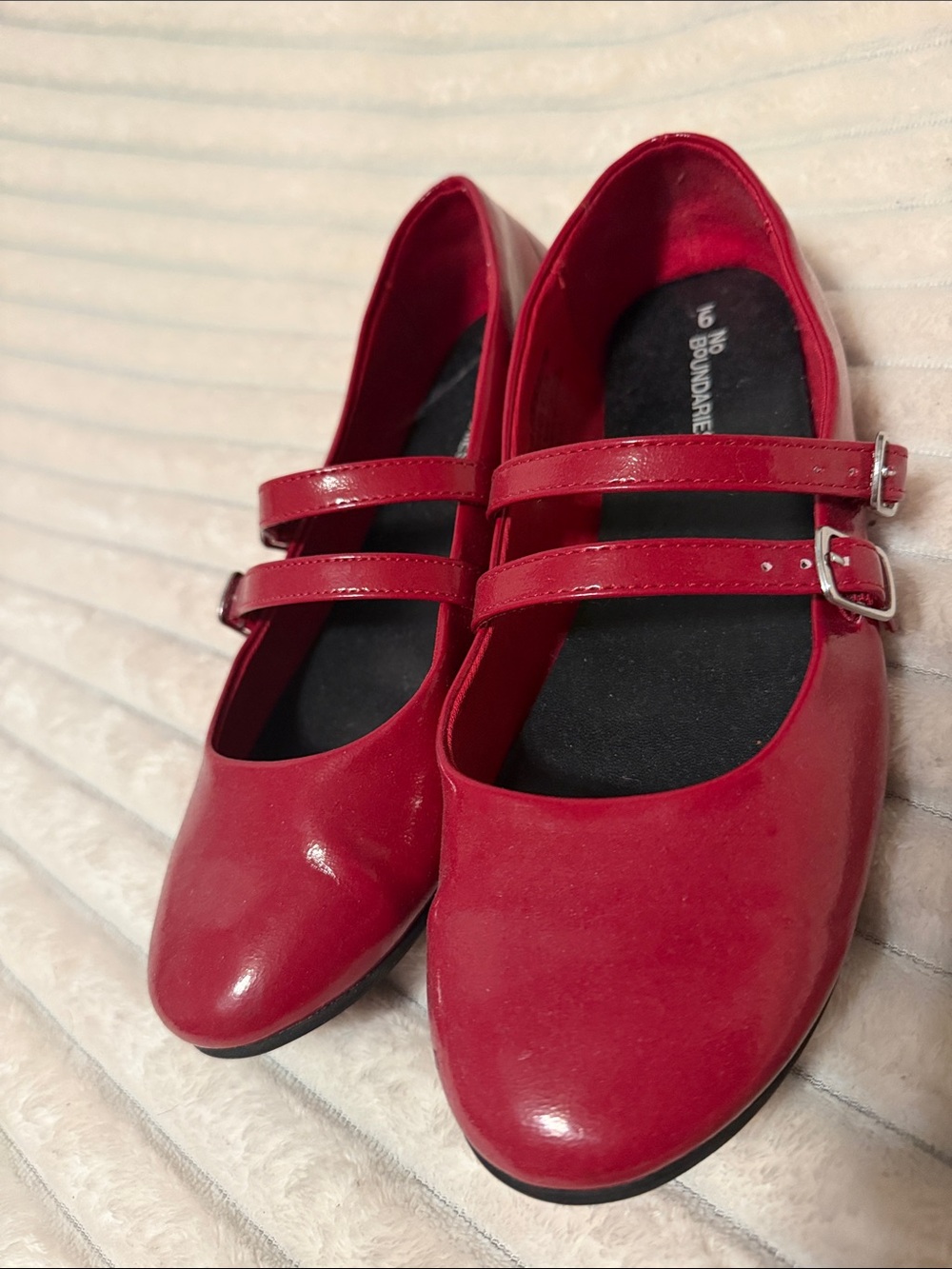 No Boundaries Red Patent Mary Jane Flats with Double Straps - Picture 4 of 6